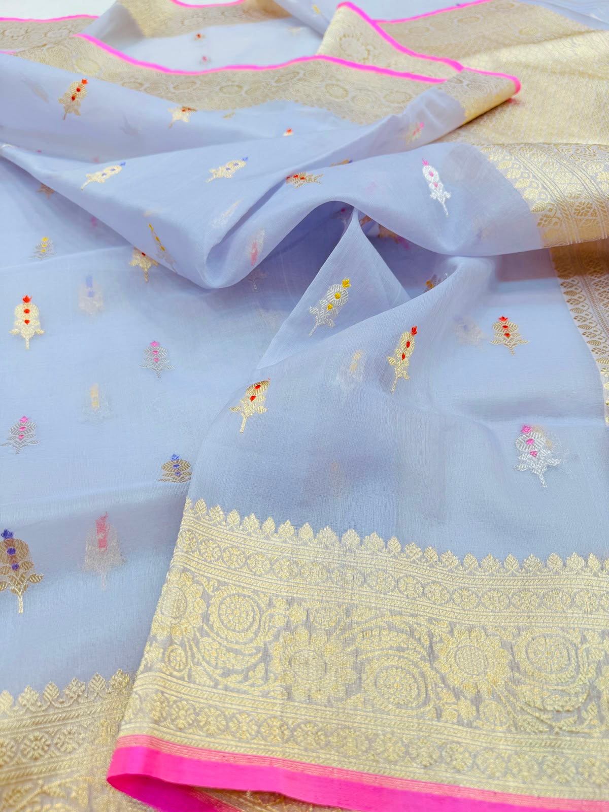 Kora Organza Kaduwa Buti Saree