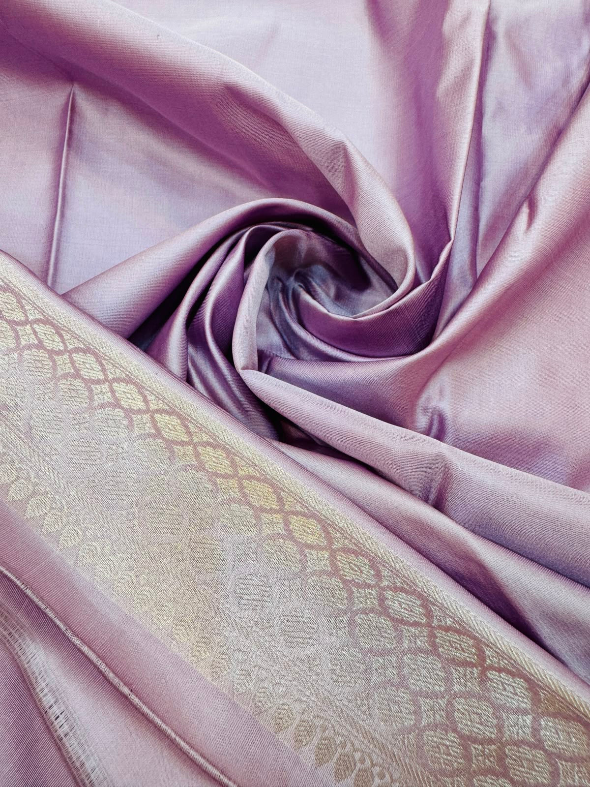 Satin Geometric Pattern Saree