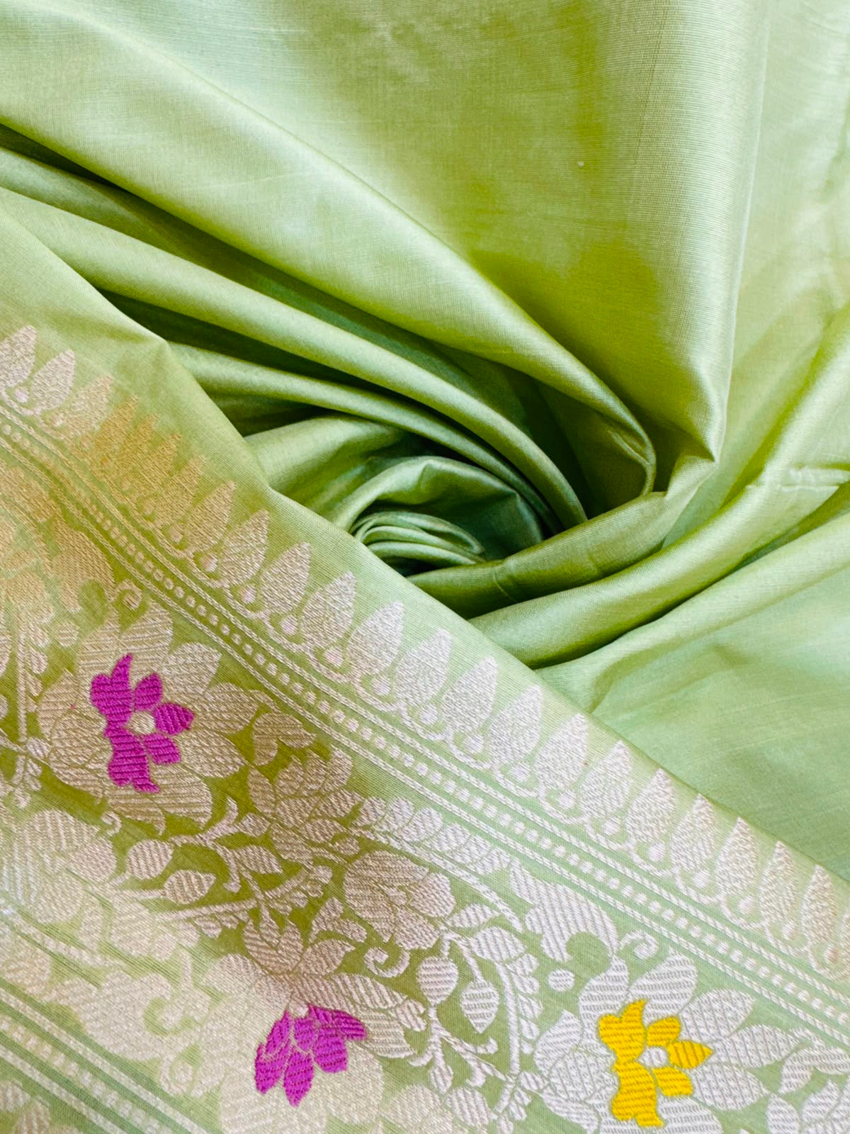 Katan Silk Rangkaat Saree