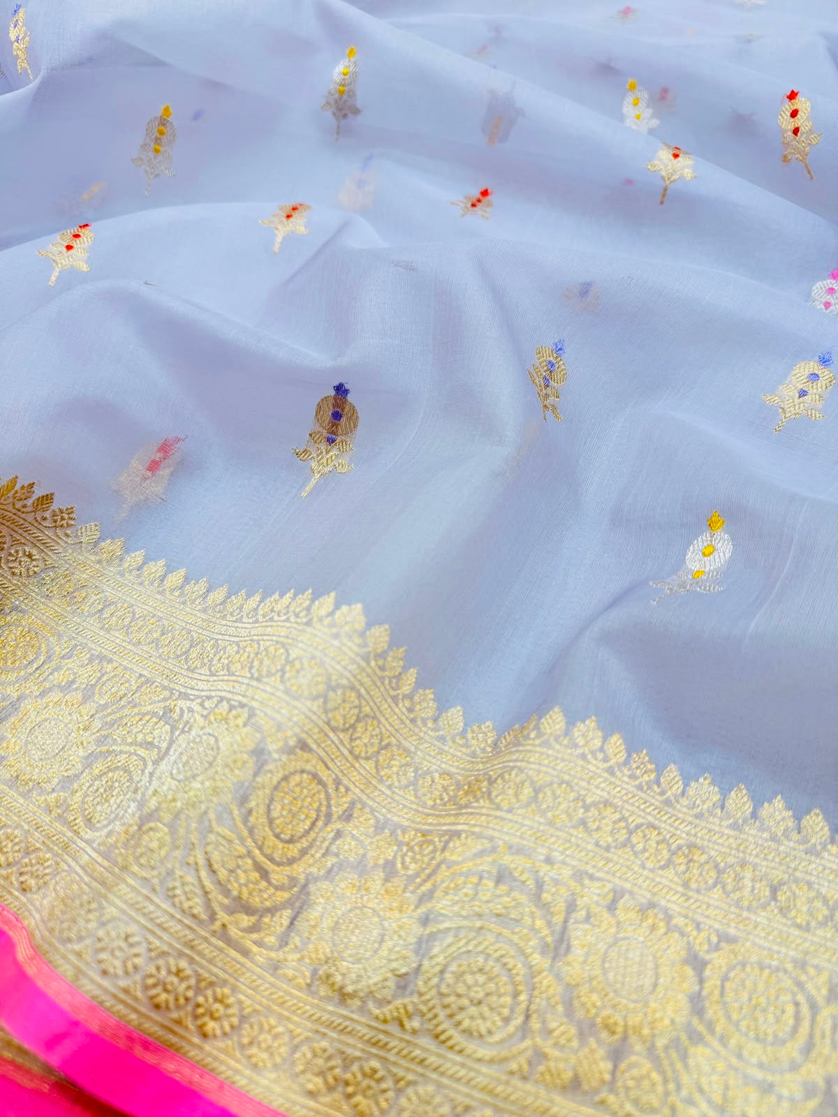 Kora Organza Kaduwa Buti Saree