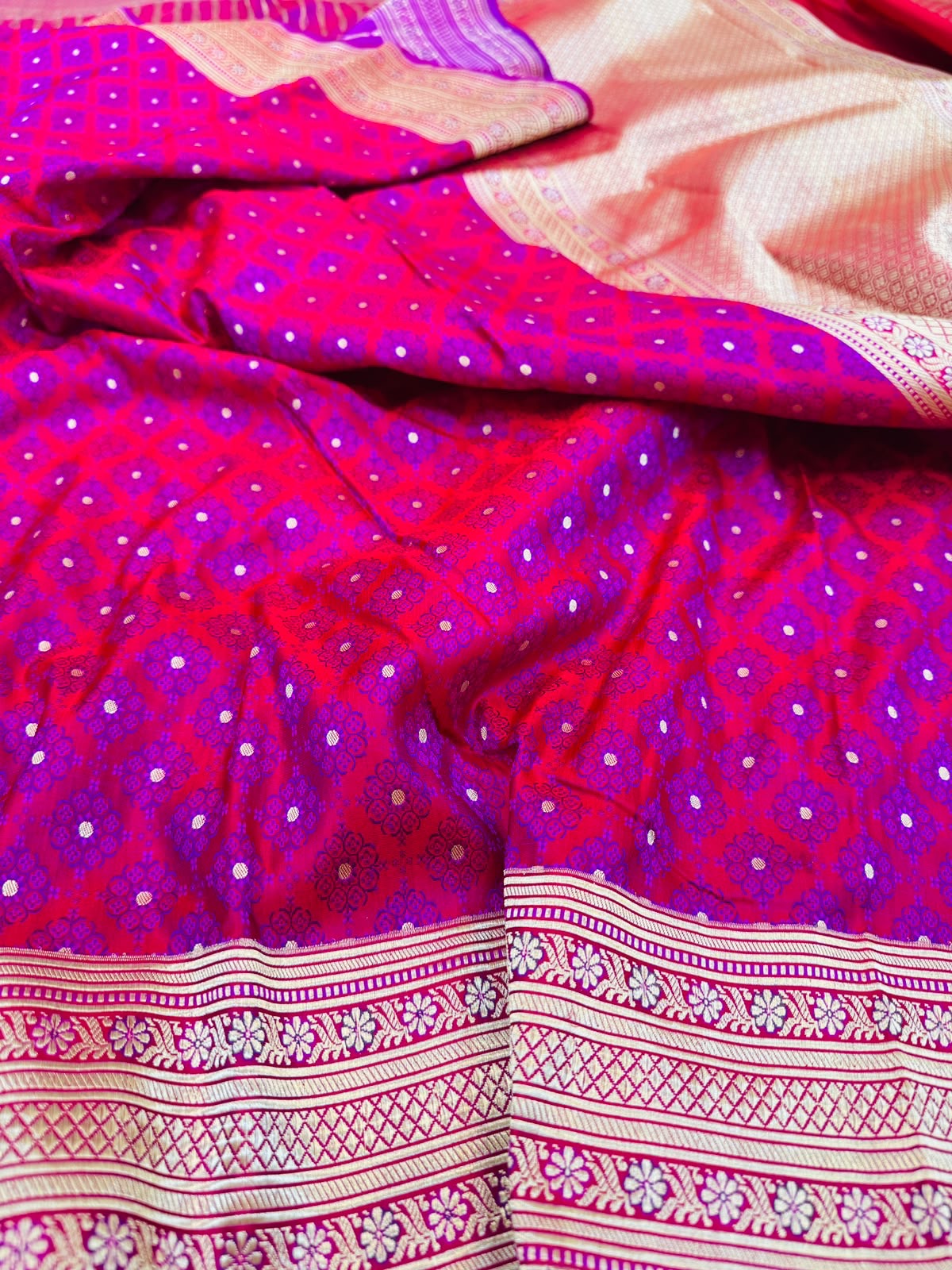 Satin Tanchoi Buti Saree